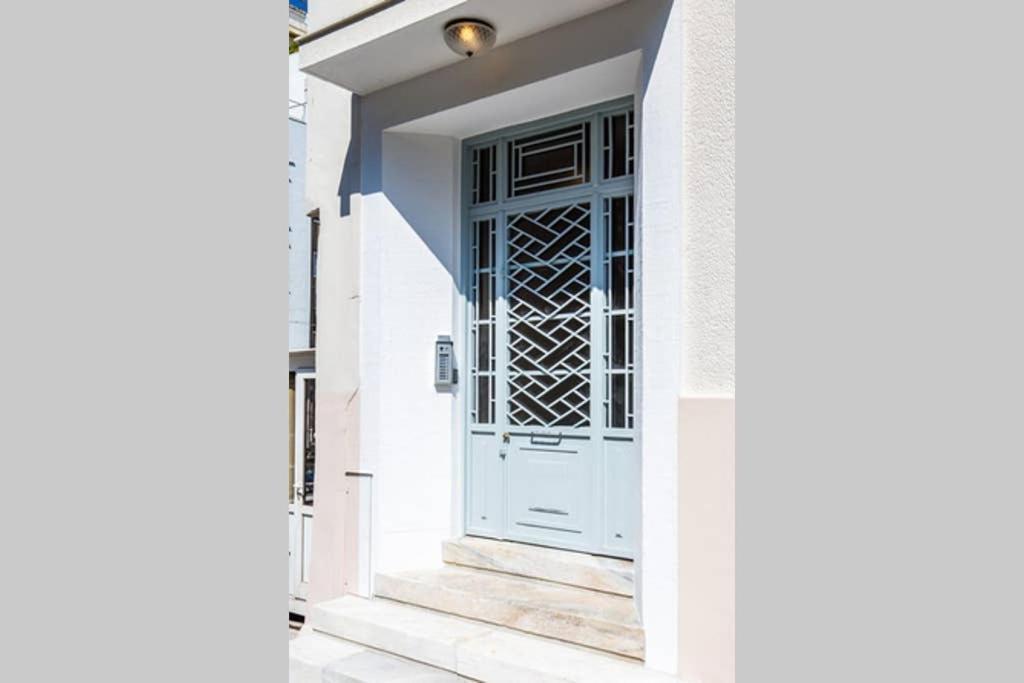 Neoclassical Apartment With 3 Bedrooms In El Pireo Exterior foto